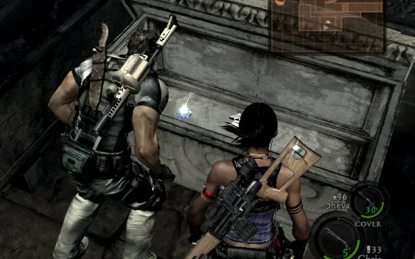 El sarcófago del Monarch Room se abre entre los dos: L. Hawk y dos gemas; tómalo antes de que Wesker se vaya.