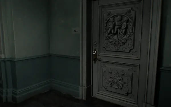 La puerta del querubín: la Cherub Key abre la Room 201, con la máquina de escribir y el Lighter.