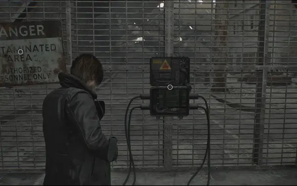 La reja de Main Street con la bomba incompleta: le faltan el Distributor, el Signal Receiver y el Relay.
